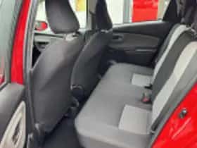 Toyota Yaris (2018) thumbnail 32