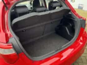 Toyota Yaris (2018) thumbnail 33