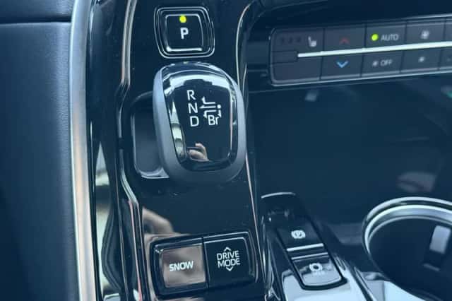 Toyota Mirai (2022) thumbnail 22