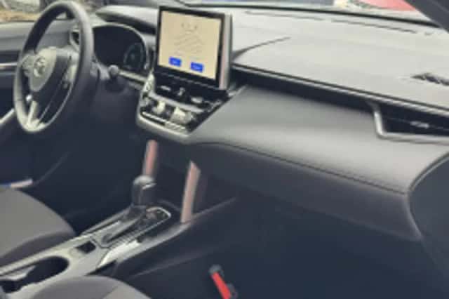 Toyota Corolla (2025) thumbnail 4