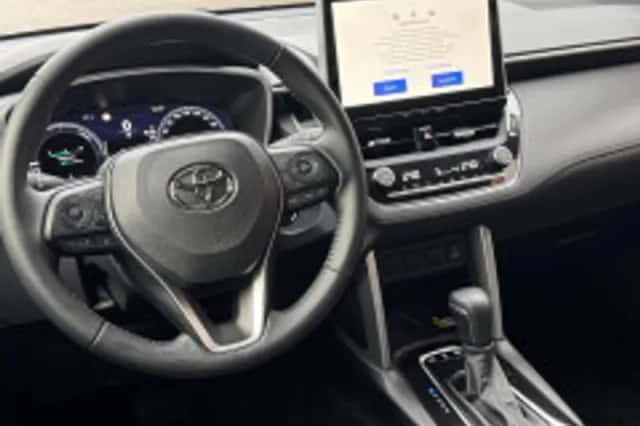 Toyota Corolla (2025) thumbnail 6