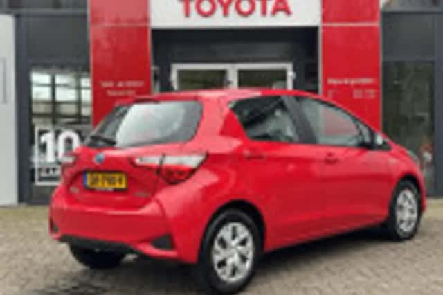 Toyota Yaris (2018) thumbnail 34