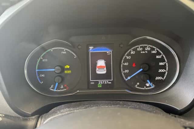 Toyota Yaris (2020) thumbnail 15
