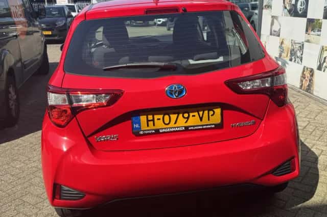 Toyota Yaris (2020) thumbnail 18