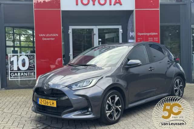 Toyota Yaris (2024) thumbnail 1