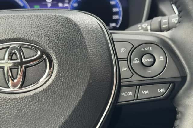 Toyota Corolla (2022) thumbnail 18
