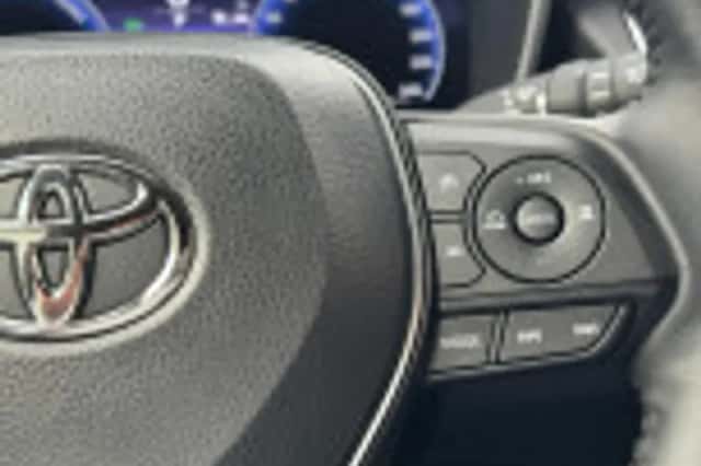 Toyota Corolla (2022) thumbnail 45