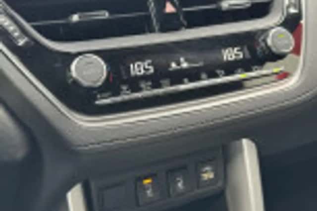 Toyota Corolla (2022) thumbnail 48