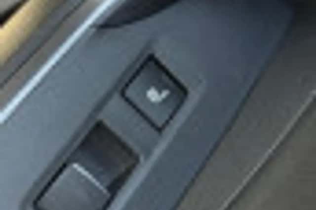 Toyota RAV4 (2025) thumbnail 67