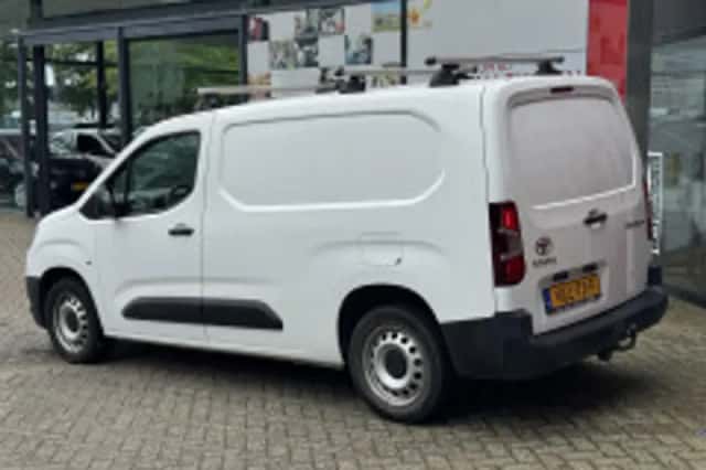 Toyota Proace (2021) thumbnail 3