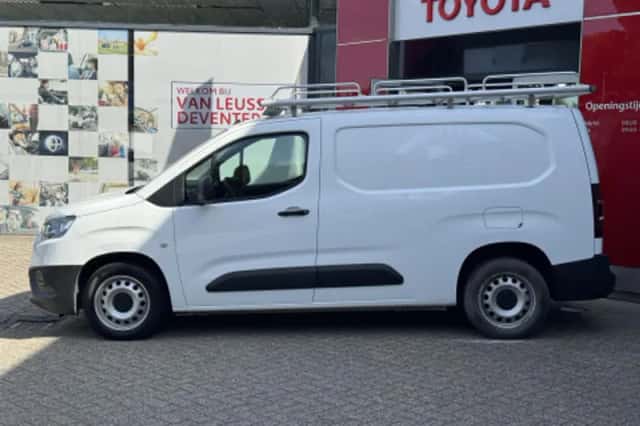 Toyota Proace (2021) thumbnail 2