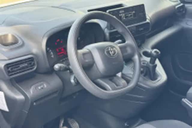 Toyota Proace (2021) thumbnail 3