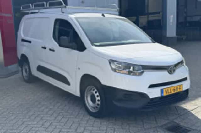 Toyota Proace (2021) thumbnail 4