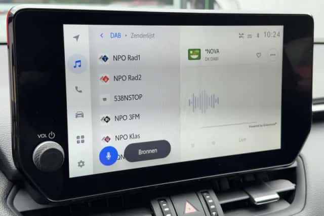 Toyota RAV4 (2024) thumbnail 28