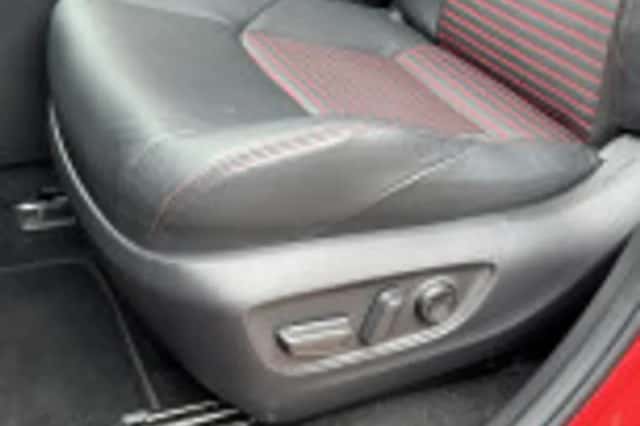 Toyota RAV4 (2024) thumbnail 44