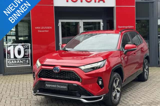 Toyota RAV4 (2024) thumbnail 7