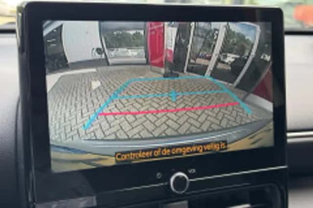 Toyota Yaris Cross (2025) thumbnail 5