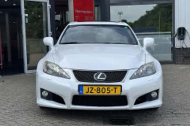 Lexus IS (2010) thumbnail 5