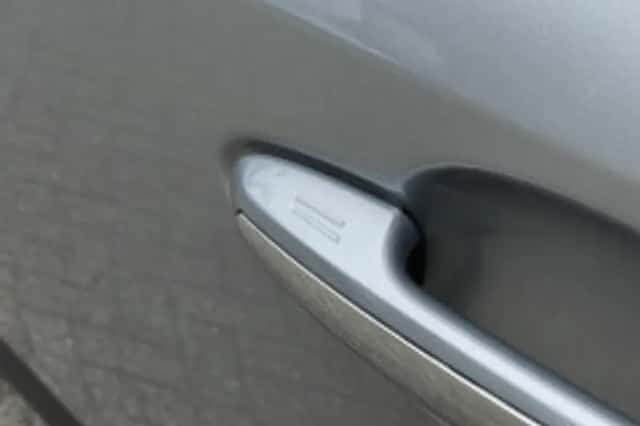 Toyota RAV4 (2023) thumbnail 6