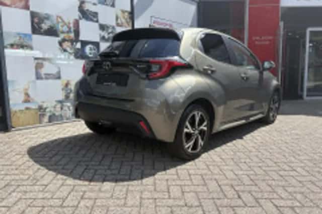 Toyota Yaris (2025) thumbnail 5