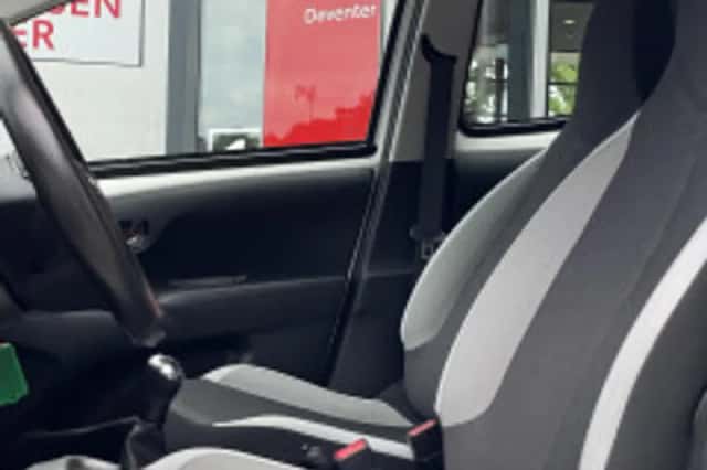 Toyota Aygo (2018) thumbnail 6