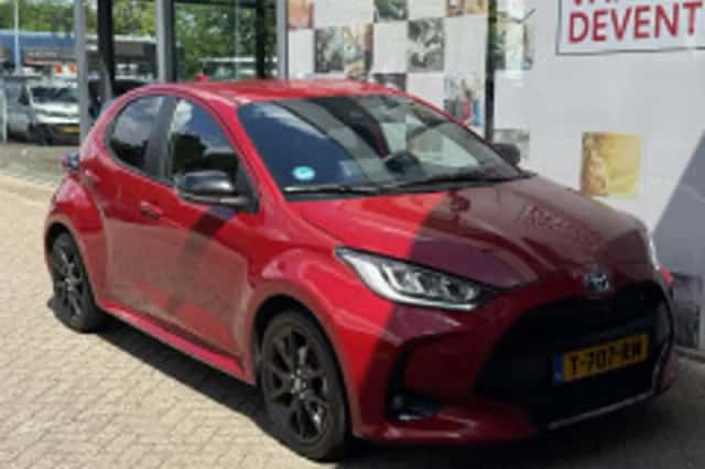 Toyota Yaris (2023) thumbnail 6