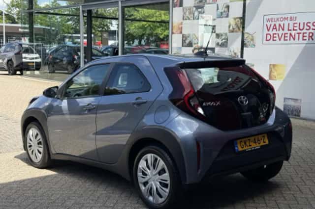 Toyota Aygo (2024) thumbnail 2