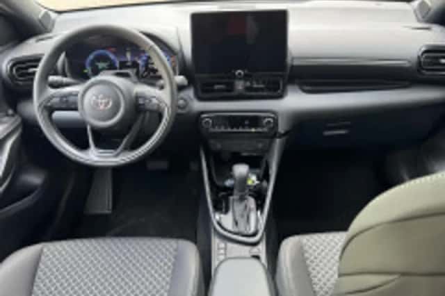 Toyota Yaris (2026) thumbnail 3