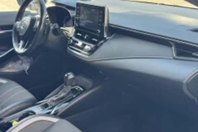 Toyota Corolla (2021) thumbnail 3