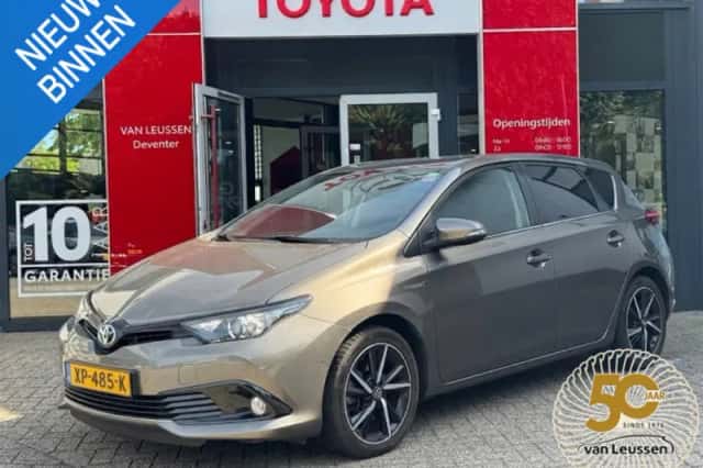 Toyota Auris (2019) thumbnail 1