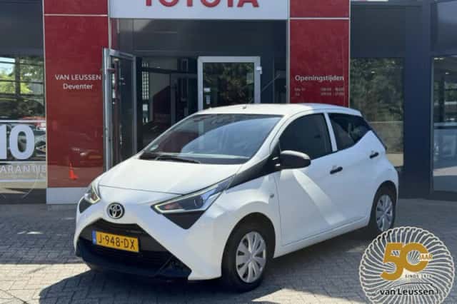Toyota Aygo (2020) thumbnail 1