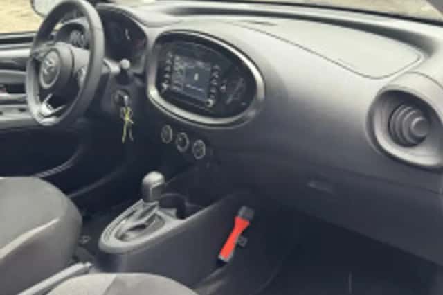 Toyota Aygo (2022) thumbnail 3
