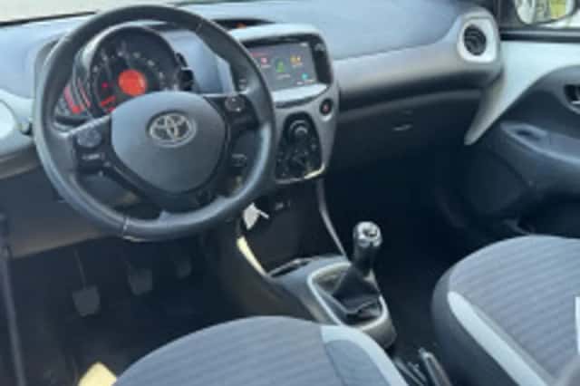 Toyota Aygo (2020) thumbnail 3