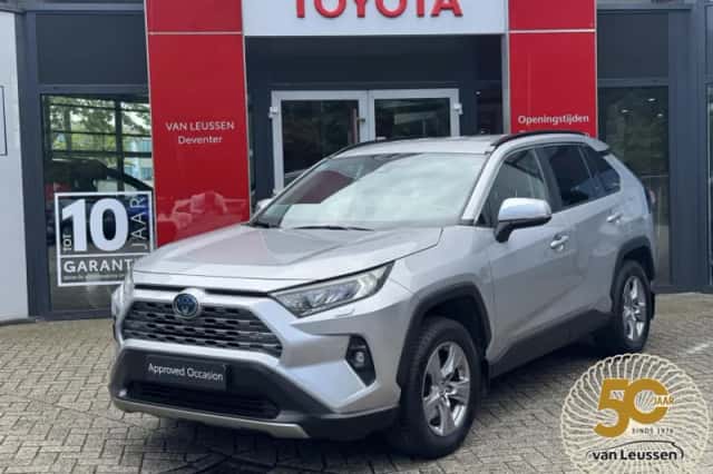 Toyota RAV4 (2024) thumbnail 1