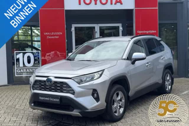 Toyota RAV4 (2024) thumbnail 1