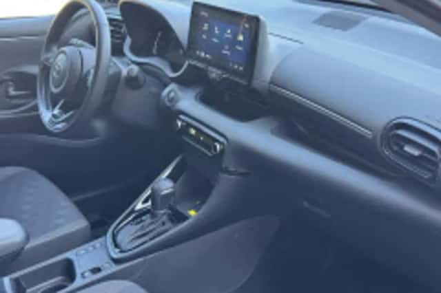 Toyota Yaris (2025) thumbnail 5