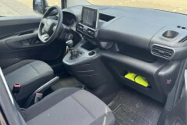 Toyota Proace (2022) thumbnail 3