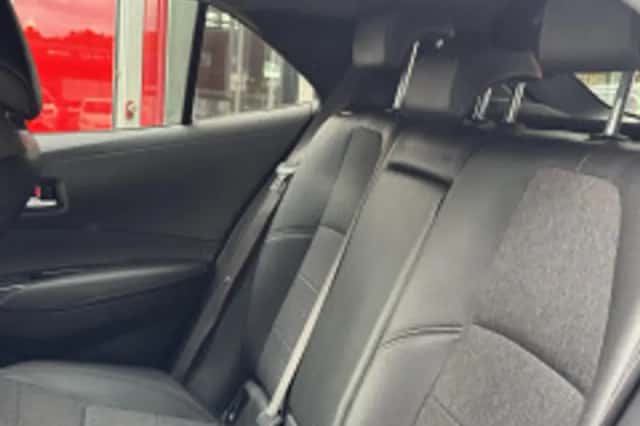Toyota Corolla (2021) thumbnail 6