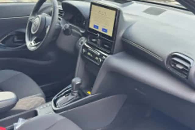 Toyota Yaris Cross (2026) thumbnail 3