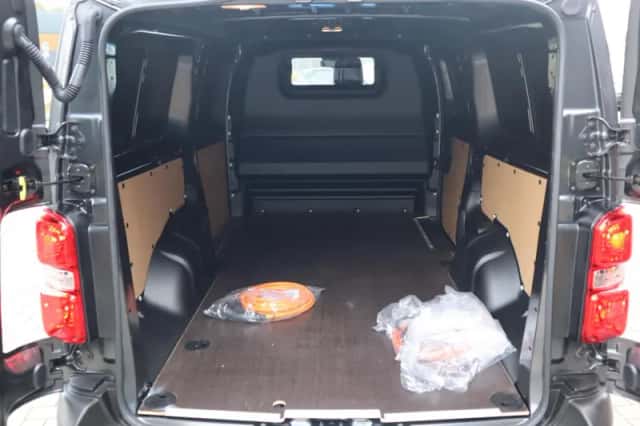 Toyota Proace (2025) thumbnail 10