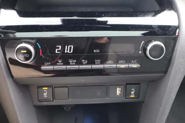 Toyota Yaris Cross (2024) thumbnail 32