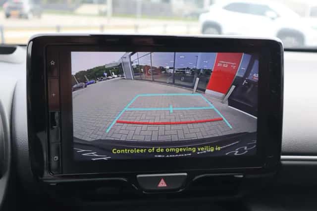Toyota Yaris Cross (2024) thumbnail 35