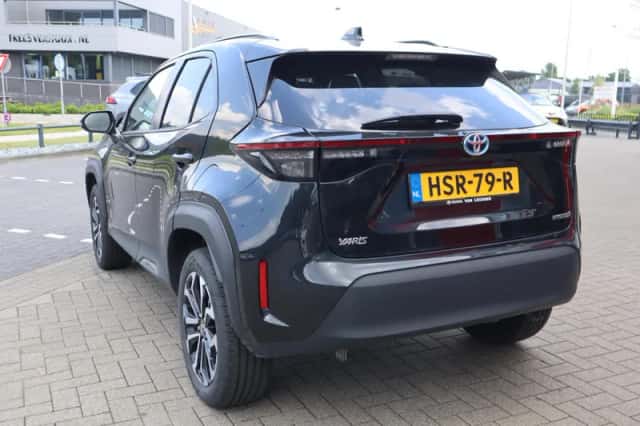 Toyota Yaris Cross (2024) thumbnail 6