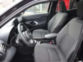 Toyota Yaris Cross (2024) thumbnail 55