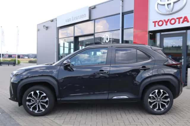 Toyota Yaris Cross (2024) thumbnail 76