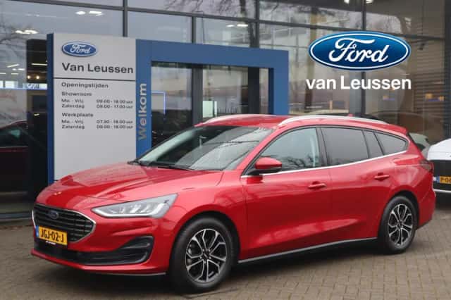 Ford Focus (2024) thumbnail 4
