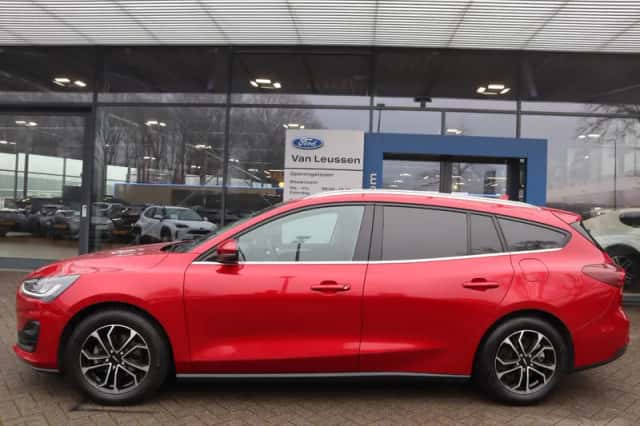 Ford Focus (2024) thumbnail 5