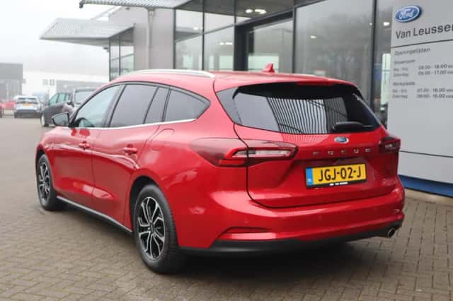 Ford Focus (2024) thumbnail 6