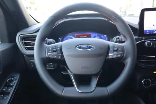 Ford Kuga (2024) thumbnail 30