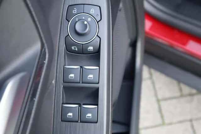 Ford Kuga (2024) thumbnail 32